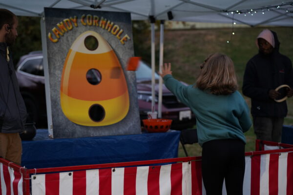 Candy Cornhole Toss Magic Special Events (1)