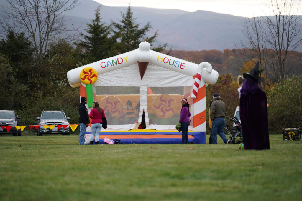 CANDY HOUSE CANDY LAND INFLATABLE BOUNCER Magic Special Events