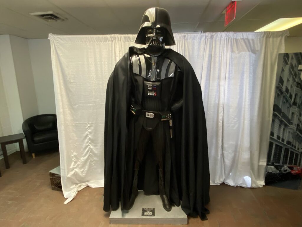 DARTH VADER STAR WARS LIFESIZE 7 FT PROP