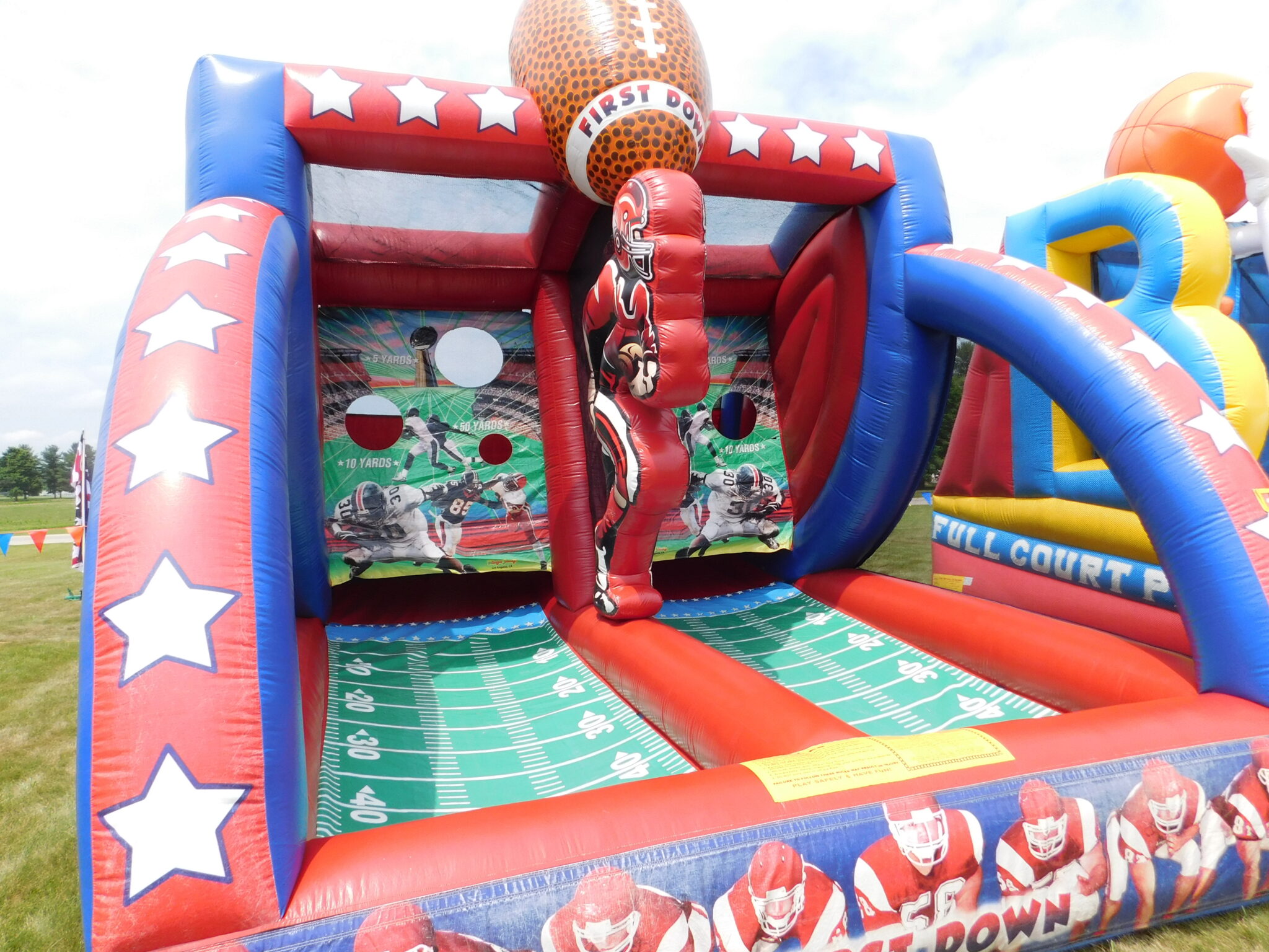 FIRST DOWN INFLATABLE FOOTBALL SPORTS GAME