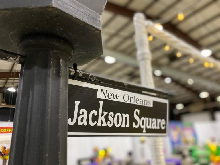 STREET LIGHT SIGN JACKSON SQUARE
