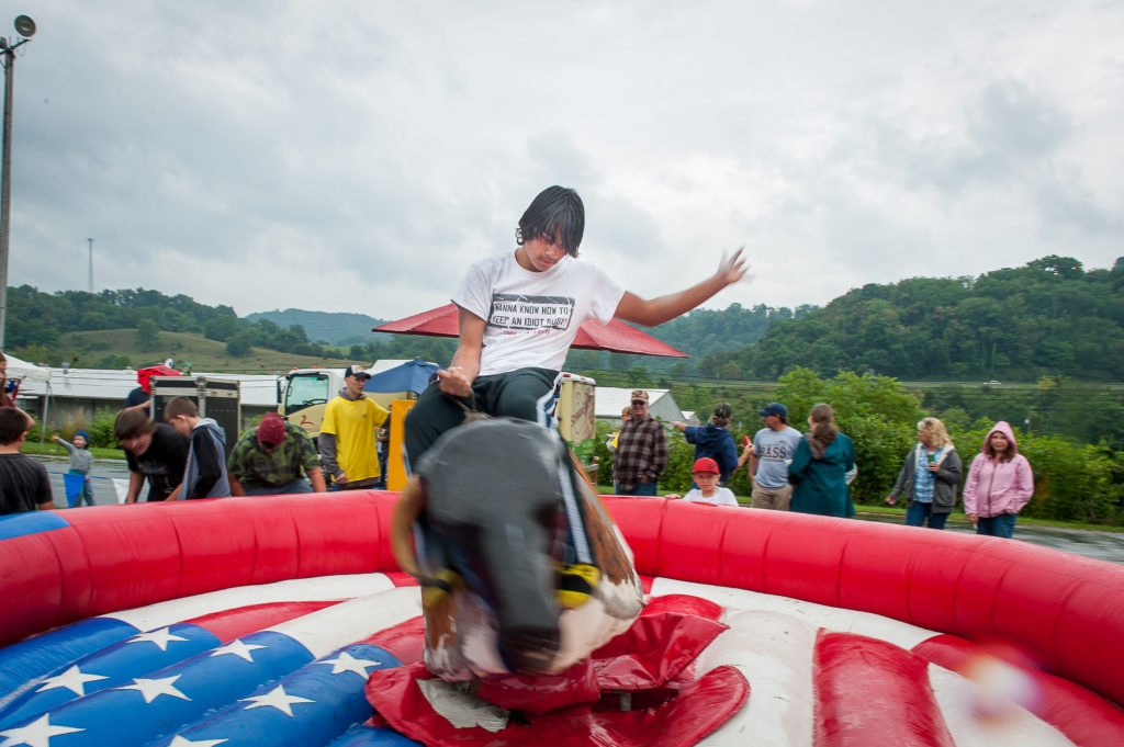 MECHANICAL BULL INTERACTIVE GAME