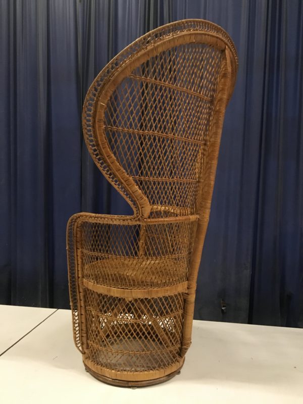 Peacock Shaped Back Wicker Rattan Chair