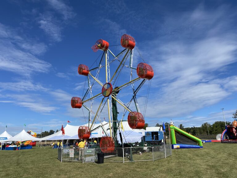 ROCK-O-PLANE MECHANICAL AMUSEMENT RIDE