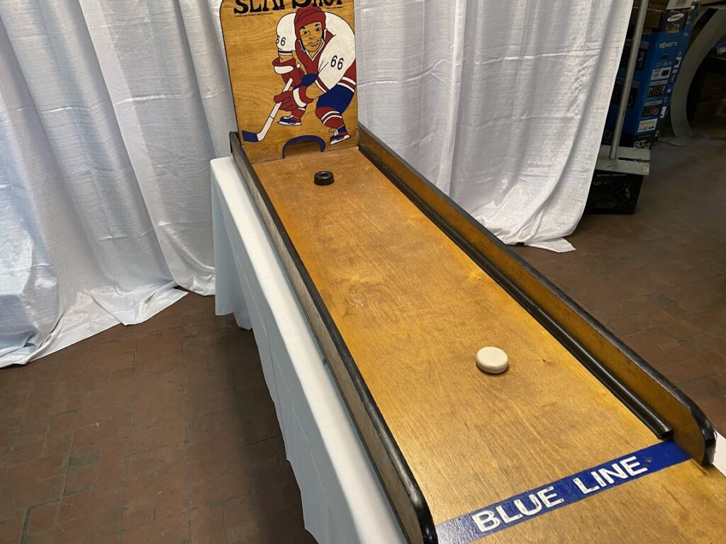 SLAP SHOT HOCKEY CARNIVAL GAME
