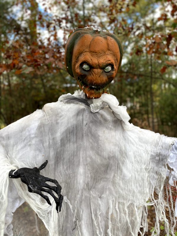 Scary Pumpkin Face GhStanding Pumpkin Ghost Man for halloween and party rentals
