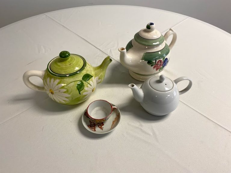 TEAPOT SET PROPS DECOR CENTERPIECES