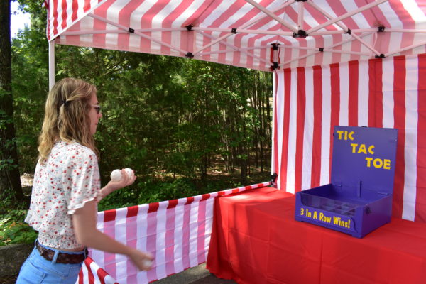 Tic Tack Toe Carnival Game for party rentals and corporate special events