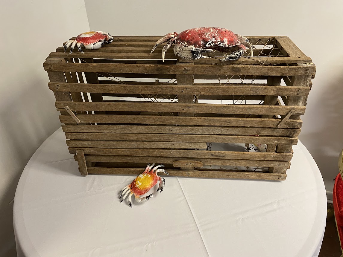 https://magicspecialevents.com/event-rentals/wp-content/uploads/Wooden-Crab-Pot-Lobster-Trap-Cage-5.jpg